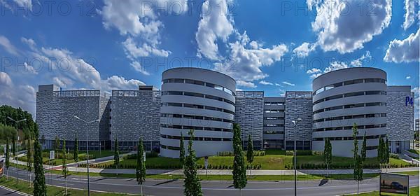 Modern multi-storey car park at the airport, Nuremberg