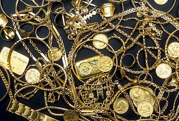 Gold coin