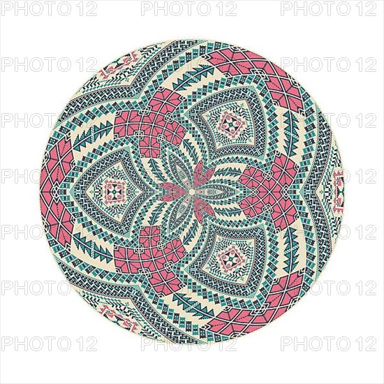 Circular pattern in traditional Palestinian style