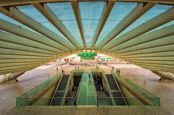 Oriente-Bahnhof