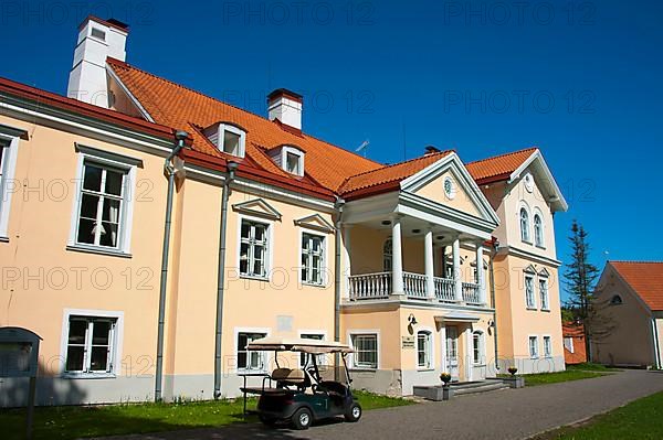 Vihula manor