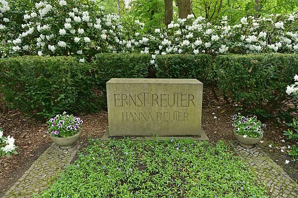Grave Ernst Reuter