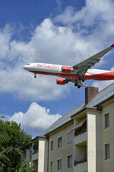 Aircraft noise