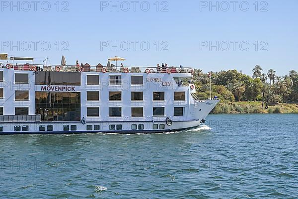 Cruise ship