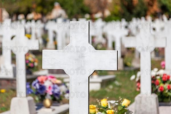 Grave crosses