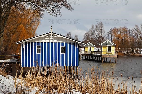 Bathing jetty with bathing hut