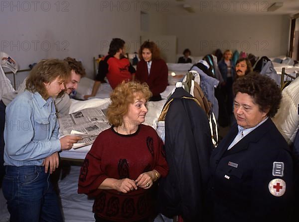 Unna masses. Resettlers and GDR refugees
