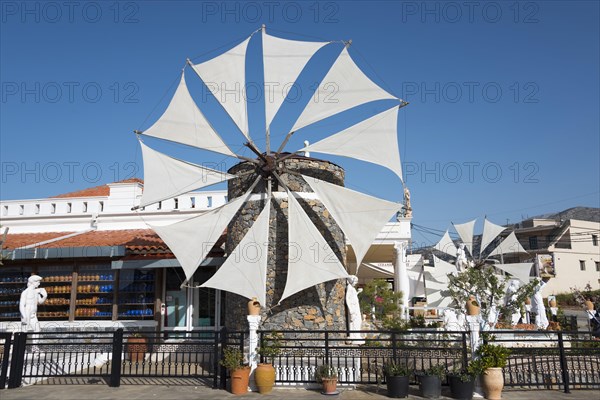 Souvenir shop with windmill and pottery