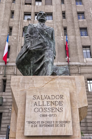 Salvador Allende Gossens-Statue