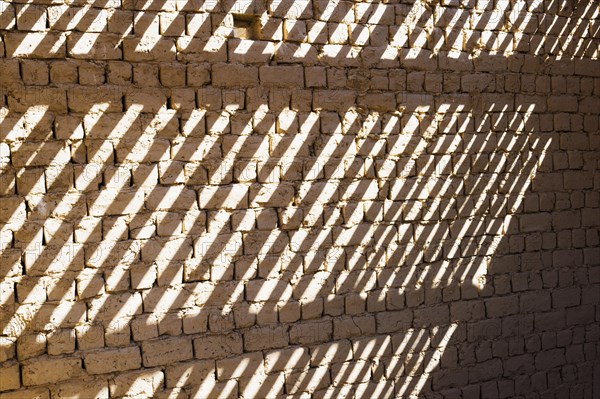 Clay brick