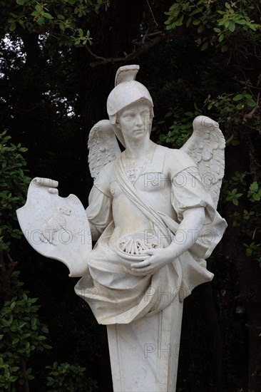 Statues and busts in the castle park