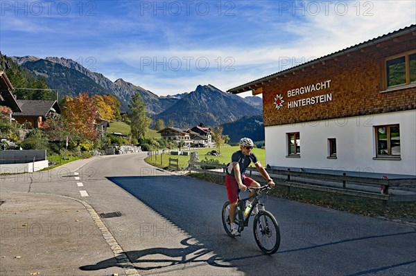 Ostrachtal with Hinterstein Mountain Guard House
