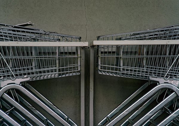Metal shopping trolley