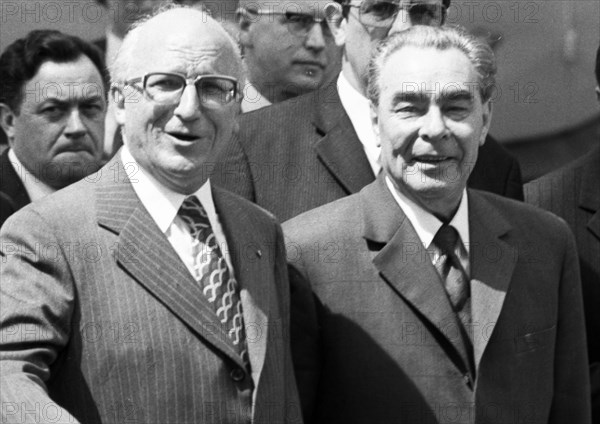The visit of the Soviet Head of State and Party Leonid Brezhnev to Bonn from 18-22 May 1973 was a step towards easing tensions in East-West relations by Willy Brandt. Leonid Brezhnev at Gymnich Castle...