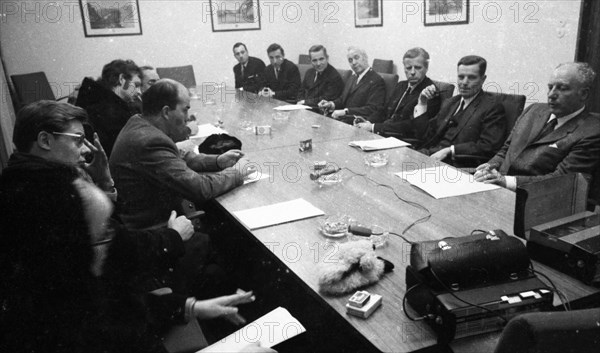 Representatives of the DKP-affiliated SDAJ