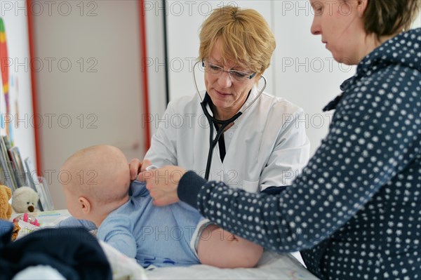 In the family doctor's consultation. Paediatrics