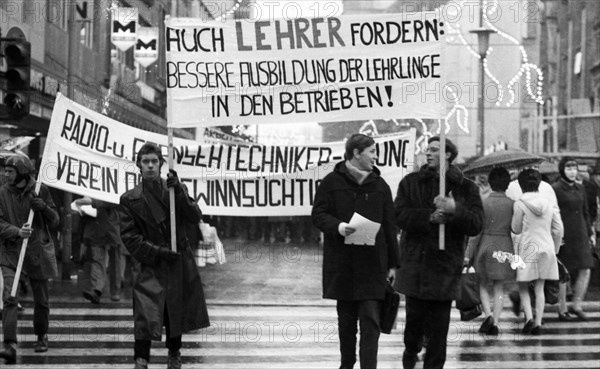 In the years 1965 to 1971