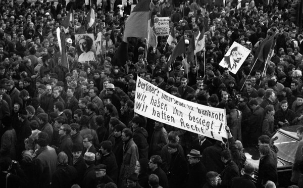 The 1968 International Vietnam Congress and the subsequent demonstration by students from the Technical University of Berlin and 44 other countries was one of the most important events of the 1960s an...