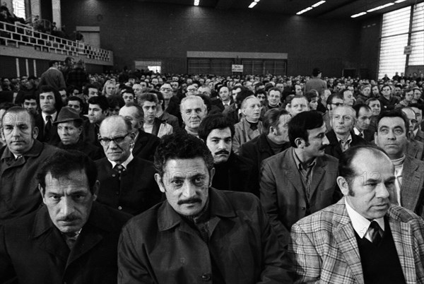 The dismissal of workers at Mannesmann-Werke after a spontaneous strike not led by the union provoked protests by Mannesmann workers in Duisburg and other sites on 7 November 1973 and solidarity from ...
