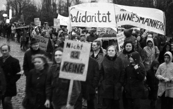 The dismissal of workers at the Mannesmann factory after a spontaneous strike not led by the union provoked protests by Mannesmann workers in Duisburg and other locations on 7 November 1973 and solida...