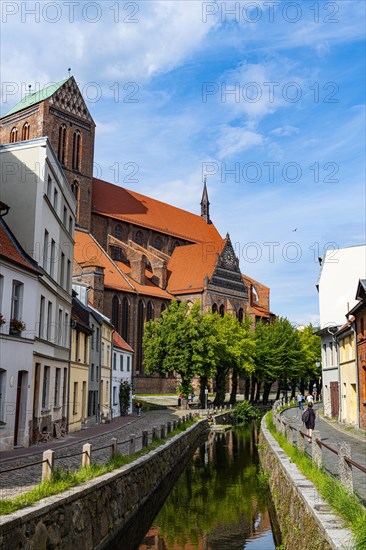 Hanseatic houses before the Church of St. Nicholas
