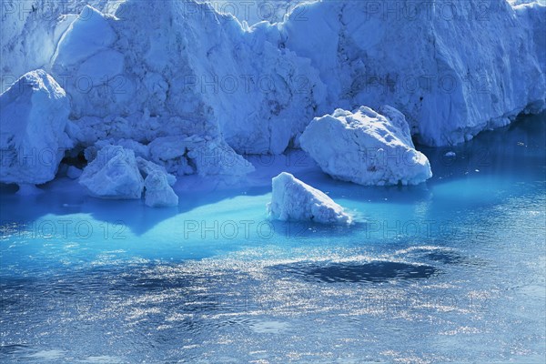 Shimmering blue icebergs
