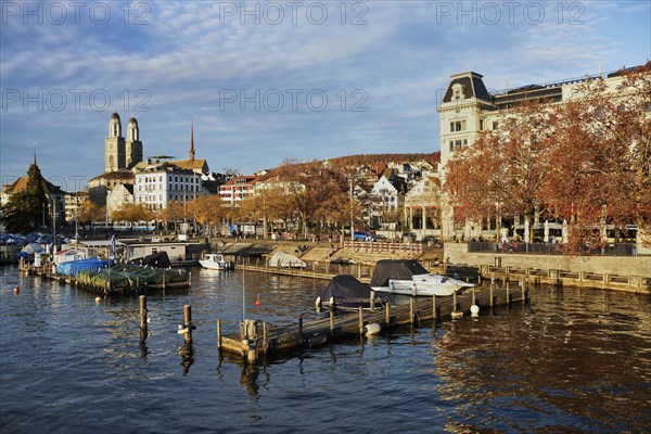 View over the Limmat to the Grossmuenster