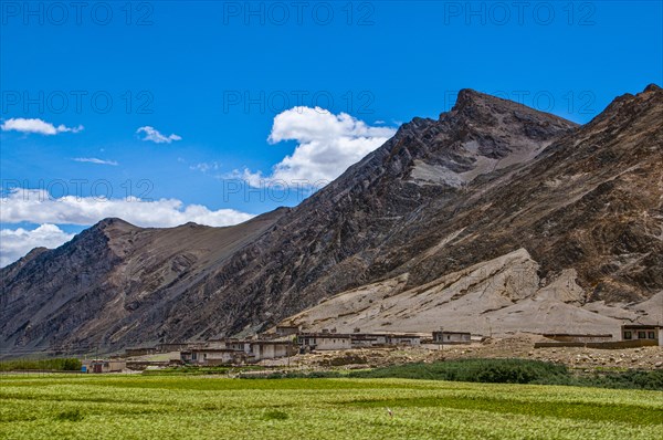 The Karo-La Pass along the Freindship Highway