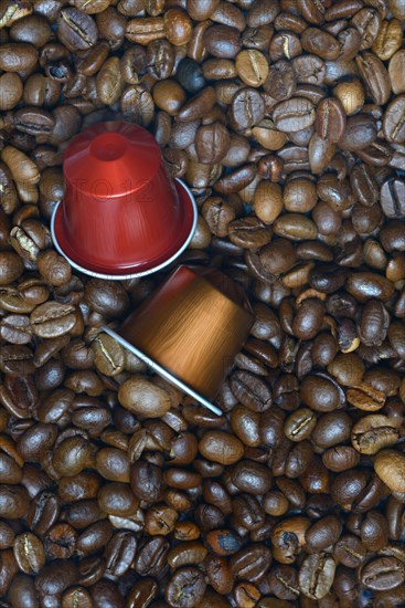 Coffee capsules and coffee beans