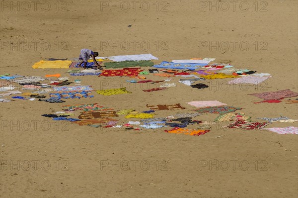 Local people washing their clothes on the Mandrare river