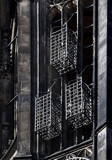 The original baskets on the tower of the Sankt Lamberti Church