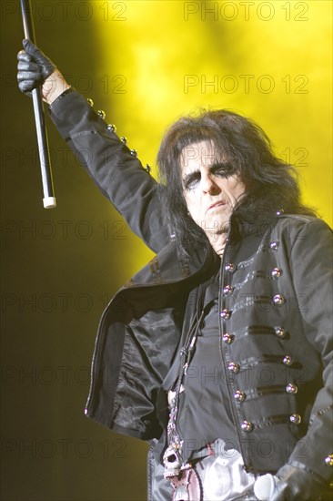 Alice Cooper at a concert in the MHP Arena Ludwigsburg