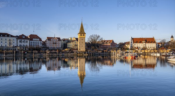 Harbour promenade with Mangturm in the evening light