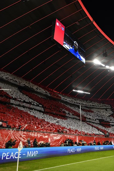 Choreography in the fan block of the south curve