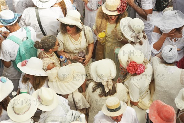 Los Indianos is the central event of the Palmerian Carnival on La Palma and dates back to the return of emigrants from Central America and Cuba. Participants are almost all residents of St. Cruz and t...