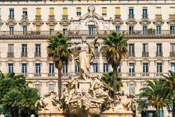 Fontaine de la Federation, Place de la Liberte, Toulon, France, Europe