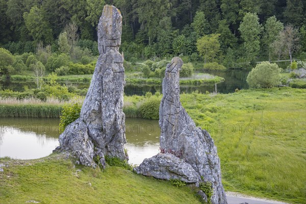 Stone Virgins, rock needles in the Eselsburg Valley, landscape of the Swabian Alb near Herbrechtingen, Baden-Wuerttemberg, Germany, Europe