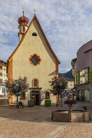 Saint Anthonys Church, Ortisei, Val Gardena, Dolomites, South Tyrol, Italy, Europe
