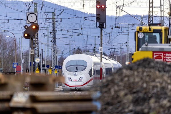 Investment in the ailing rail network, Deutsche Bahn construction site on the busy Rhine Valley line towards Switzerland, Deutsche Bahn AG InterCityExpress ICE, Riegel, Baden-Wuerttemberg, Germany, Eu...