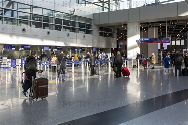 Duesseldorf Airport, DUS, departure hall, terminal, Airport International in lockdown during Corona crisis, hardly any travel and only few departure connections due to travel restrictions, Duesseldorf...