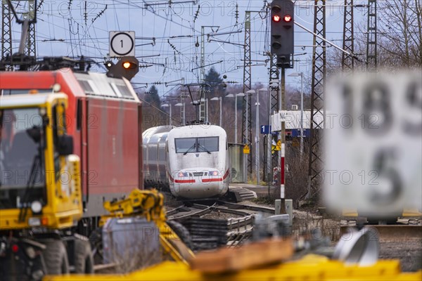 Investment in the ailing rail network, Deutsche Bahn construction site on the busy Rhine Valley line towards Switzerland, Deutsche Bahn AG InterCityExpress ICE, Riegel, Baden-Wuerttemberg, Germany, Eu...