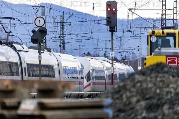 Investment in the ailing rail network, Deutsche Bahn construction site on the busy Rhine Valley line towards Switzerland, Deutsche Bahn AG InterCityExpress ICE, Riegel, Baden-Wuerttemberg, Germany, Eu...