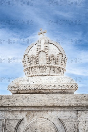 The Holy Crown of Hungary statue