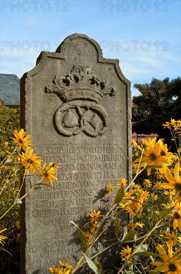 Gravestone of a baker at the church of Steinkirchen in the Alte Land