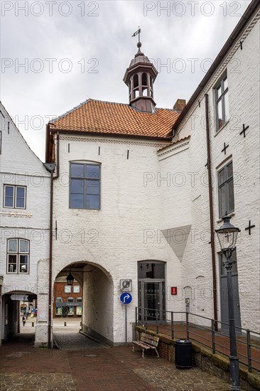 Schlossgang with Tourist Information in Husums Old Town
