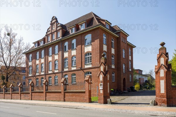 Neubrandenburg Tax Office