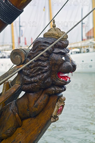 Figurehead of a Russian sailor