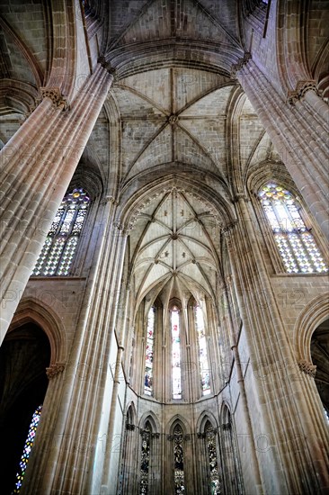 Nave ceiling