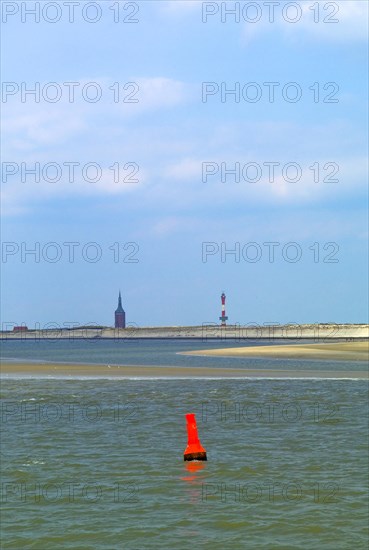Fairway buoy in front of the island of Wangerooge