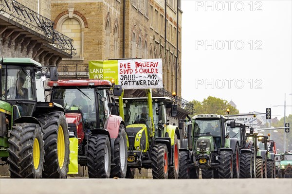 Farmers demonstrate against the agricultural policy of the federal government and the EU as well as against bad prices